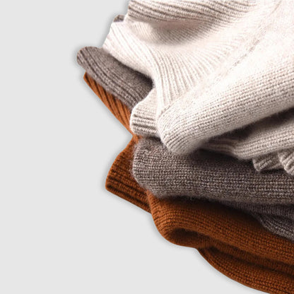 Delilah | Women’s Luxe Cashmere Turtleneck Sweater